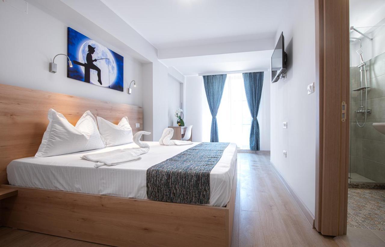 Hotel Polu-X Vama Veche Esterno foto