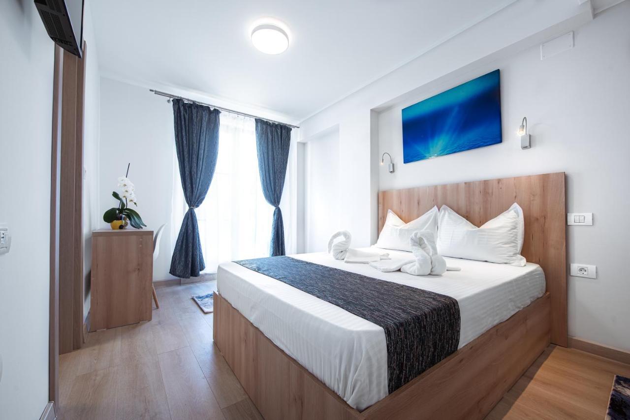 Hotel Polu-X Vama Veche Esterno foto